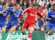 开云下载-阿尔瓦雷斯惊艳四座，尼斯正面击溃巴拉圭—南美新星的崛起与战术胜利