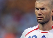 开云体育视频直播-法网完胜温网，穆雷刷新纪录背后的红土革命与草地质疑