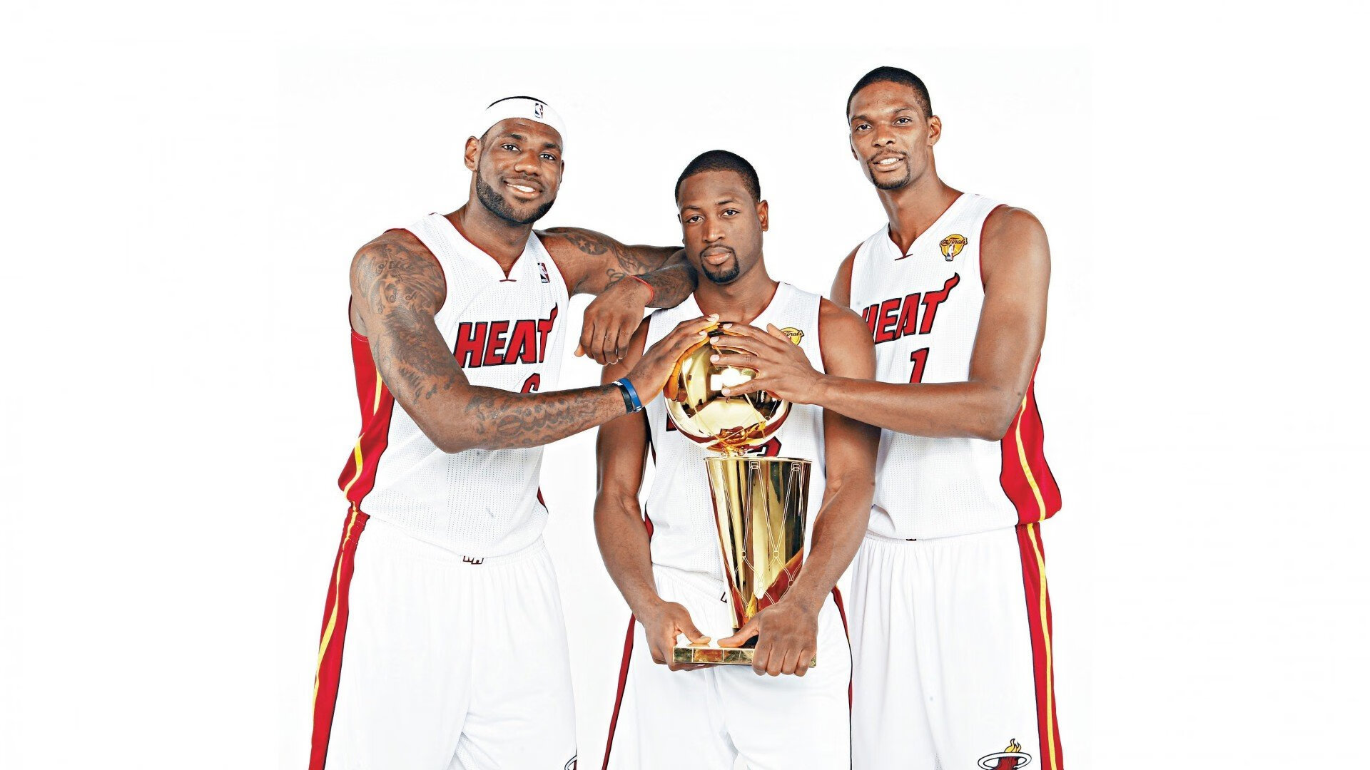 绿茵无界，从威斯特法伦到伯纳乌，跨越洲际的巅峰对决